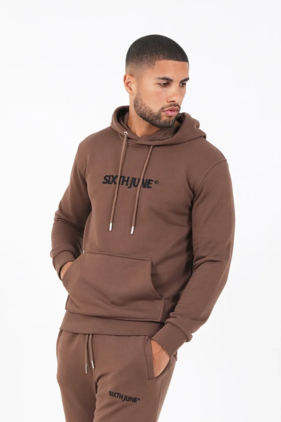 Jogging + Sweat Capuche Logo Brode Marron