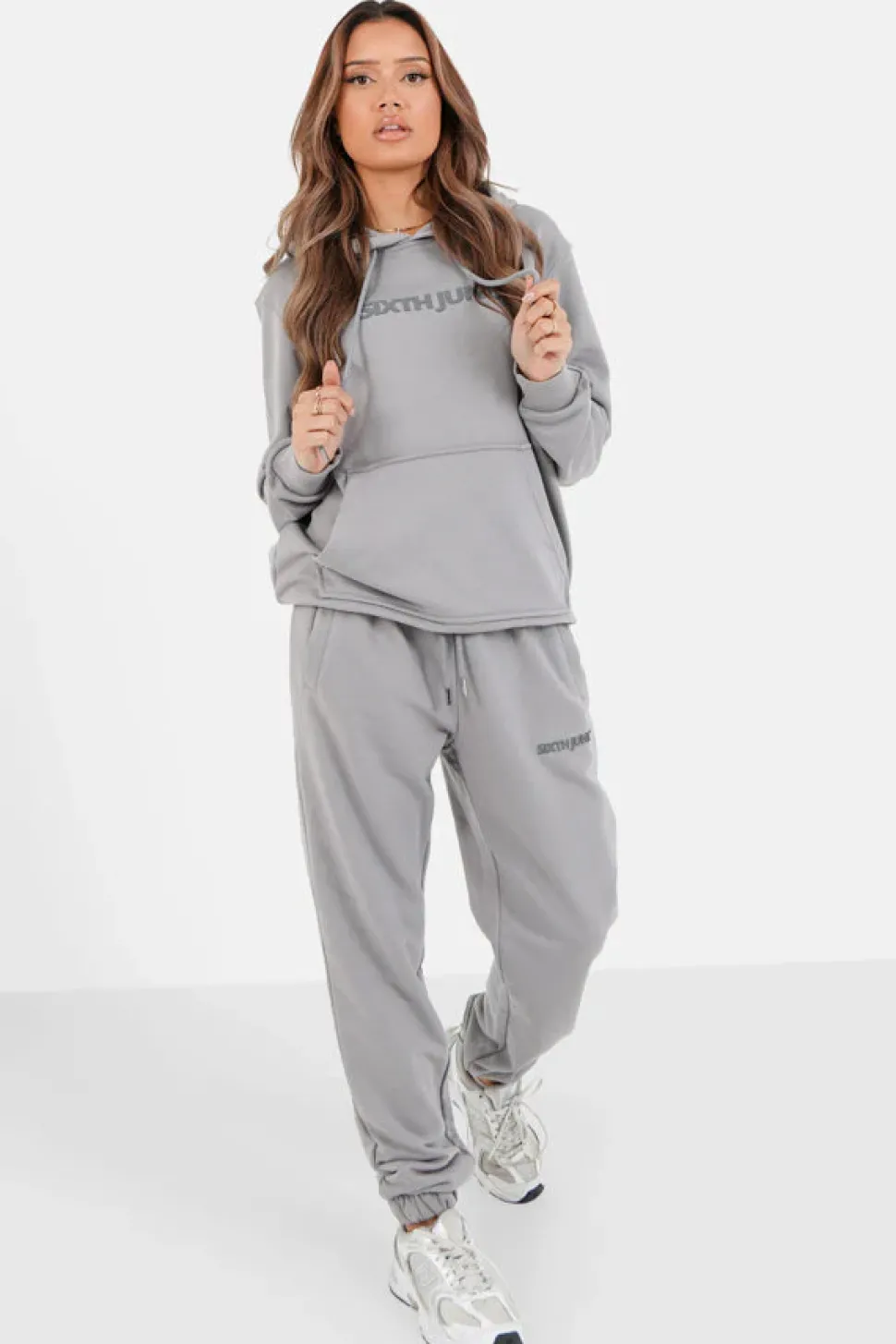 Jogging + Sweat Capuche Logo Gomme Gris Fonce