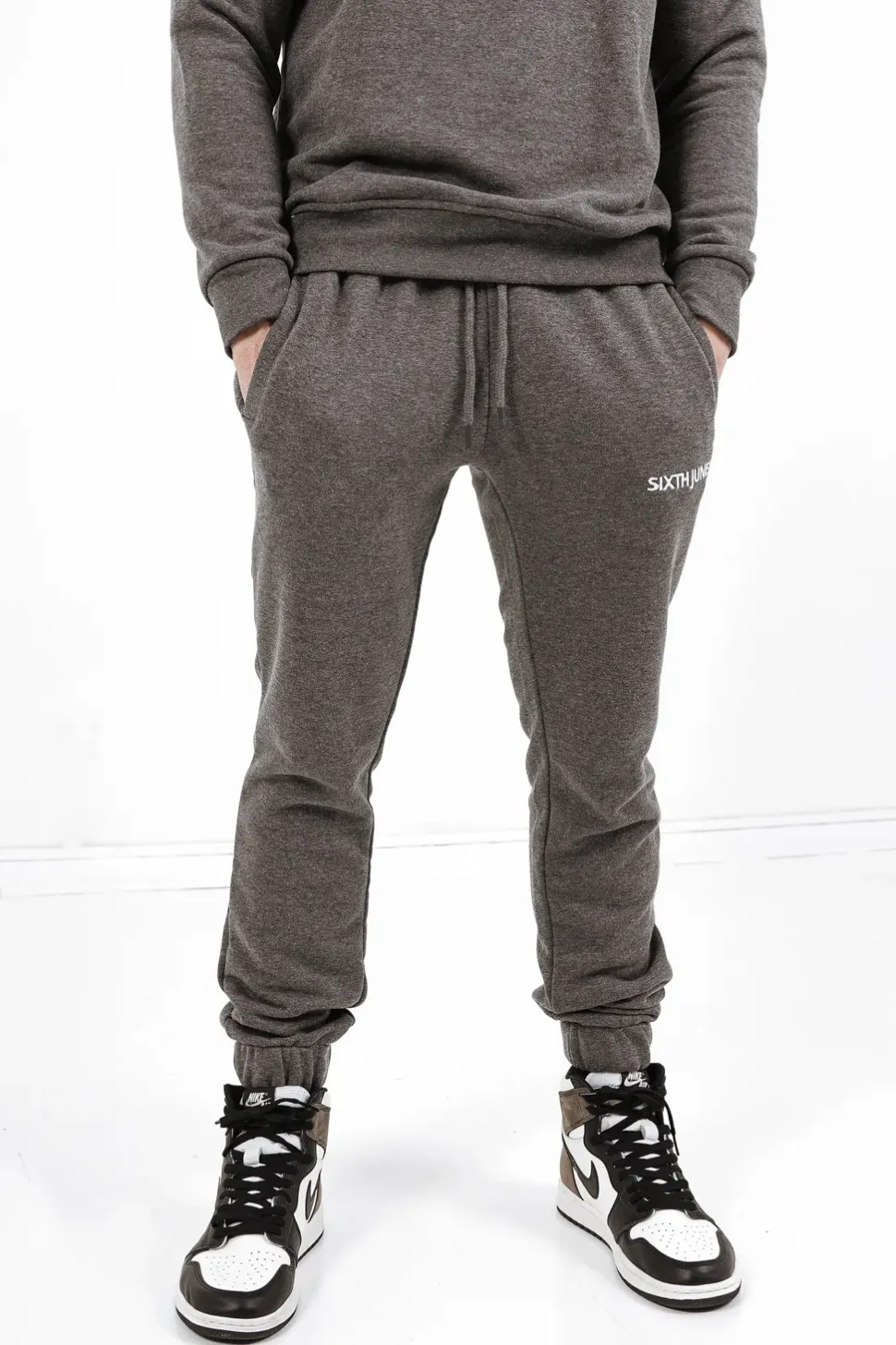 Jogging Soft Logo Brode Gris Fonce