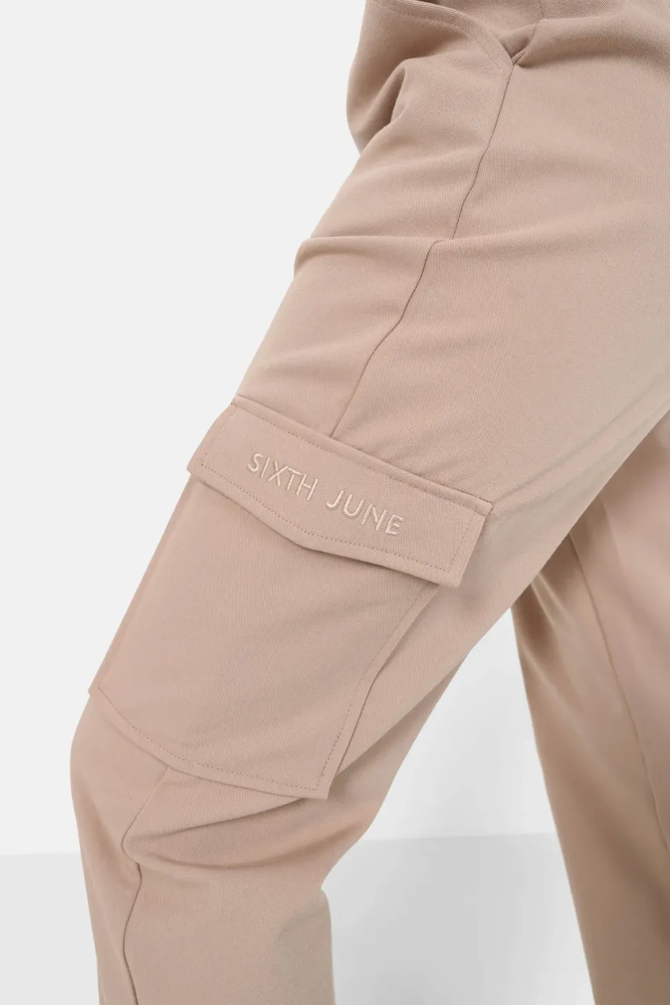 Pantalon Cargo Logo Brode Beige