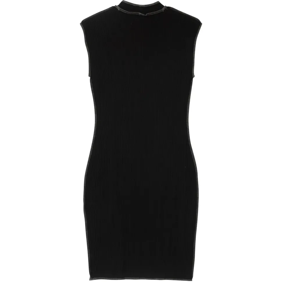Robe Coutures Inversees Noir