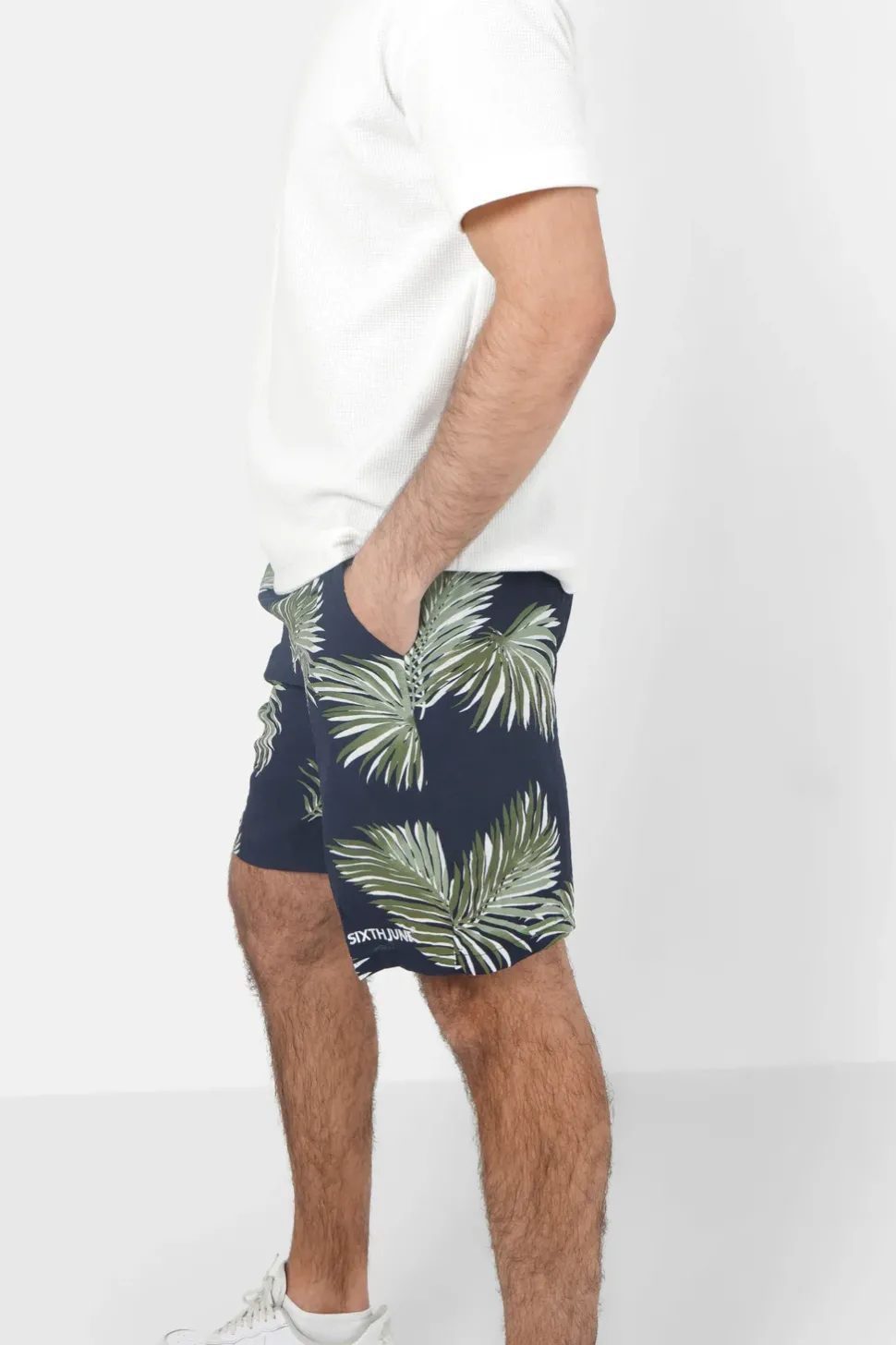 Short Fluide Motif Tropical Bleu Fonce