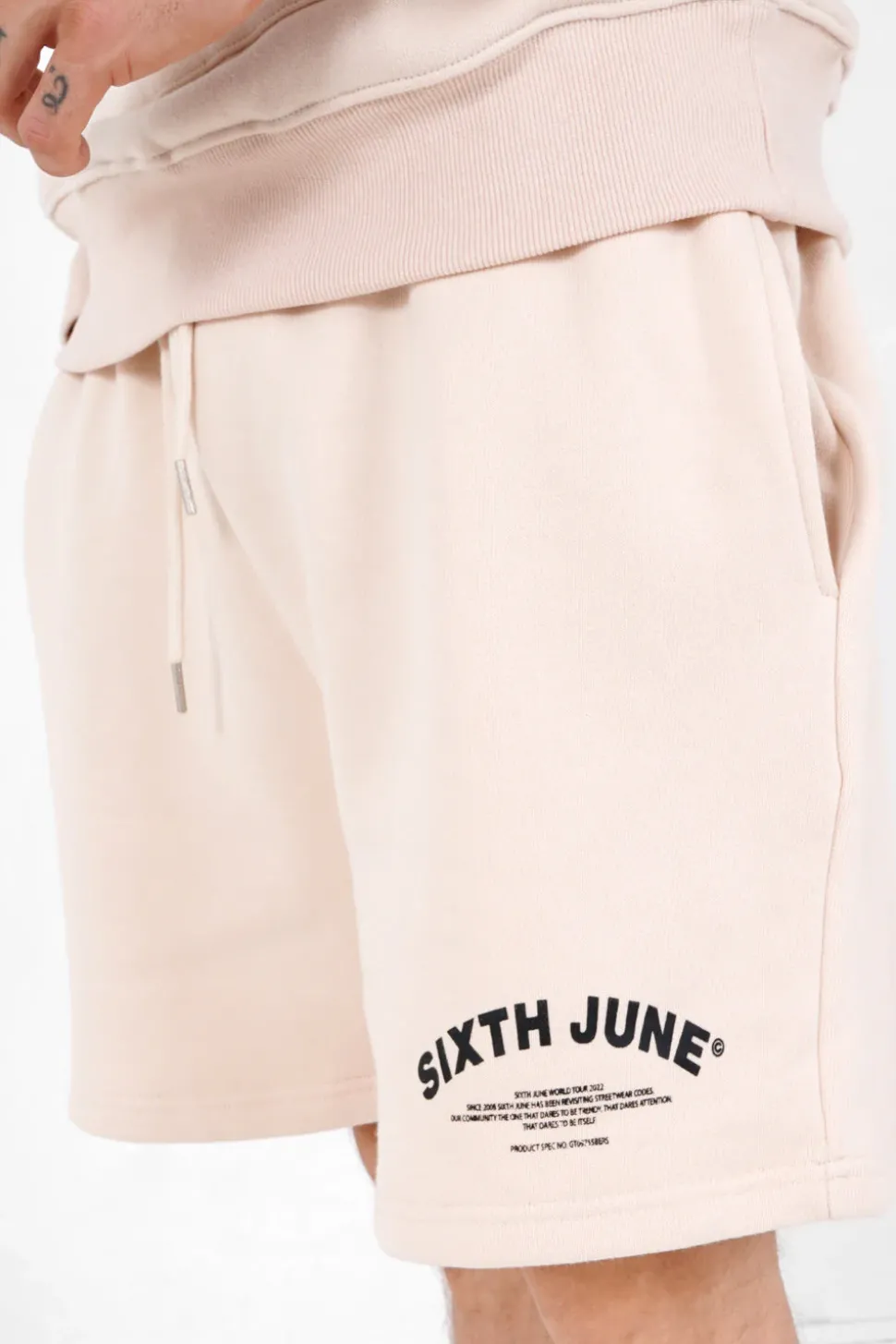 Short Logo Incurve Beige