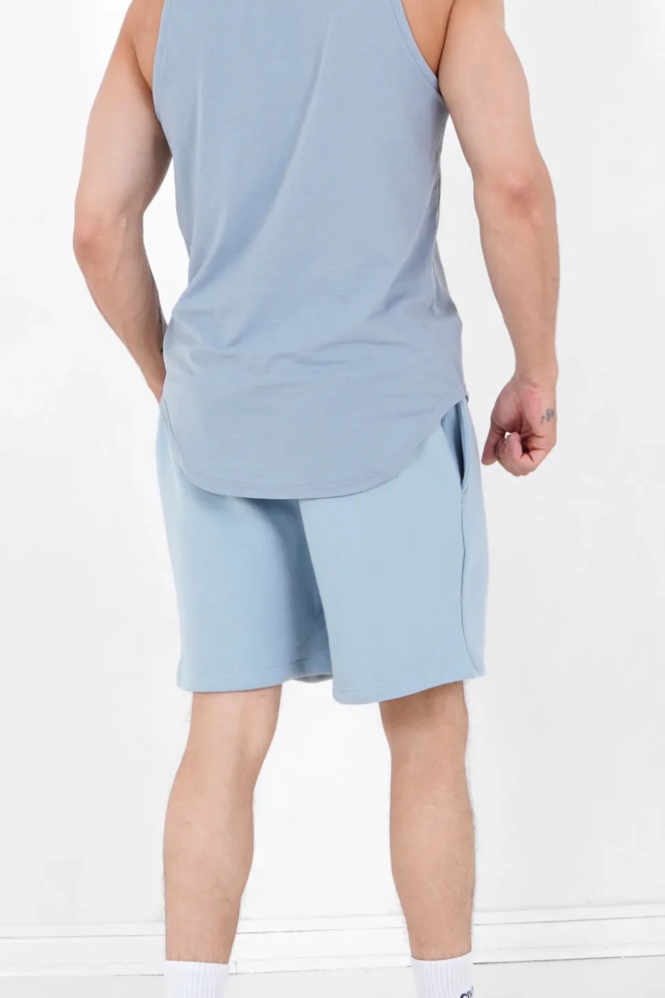 Short Logo Incurve Bleu Clair
