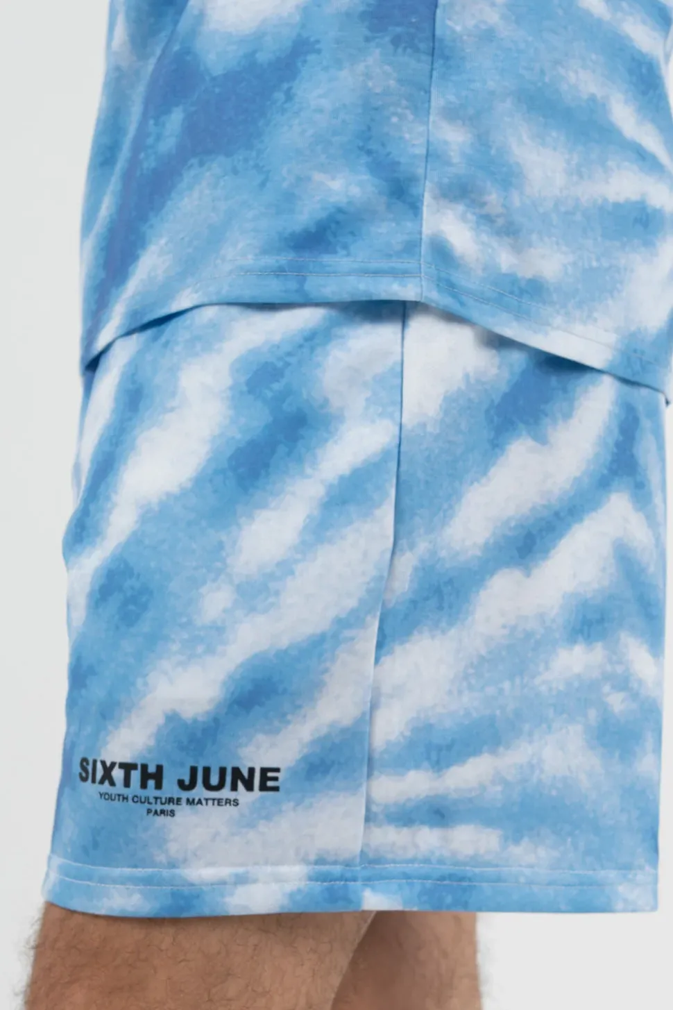 Short Tie Dye Logo Bleu