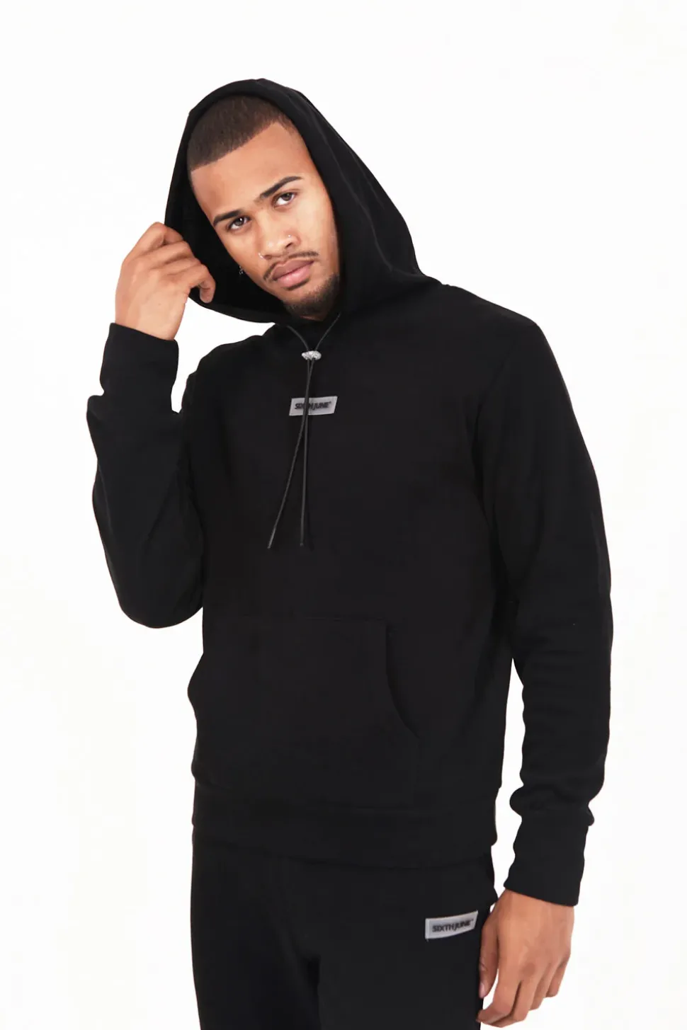 Sweat Capuche Cotele Cordon Noir