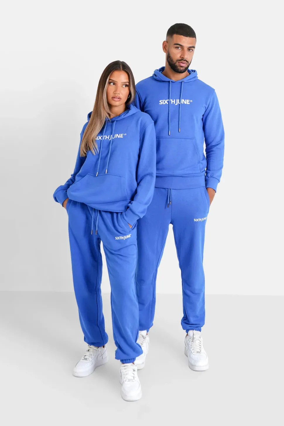 Sweatshirt Capuche Logo Brode Bleu Fonce
