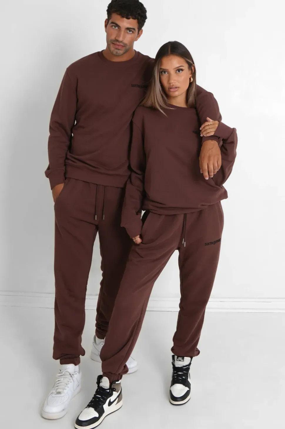 Sweatshirt Soft Logo Brode Marron Fonce