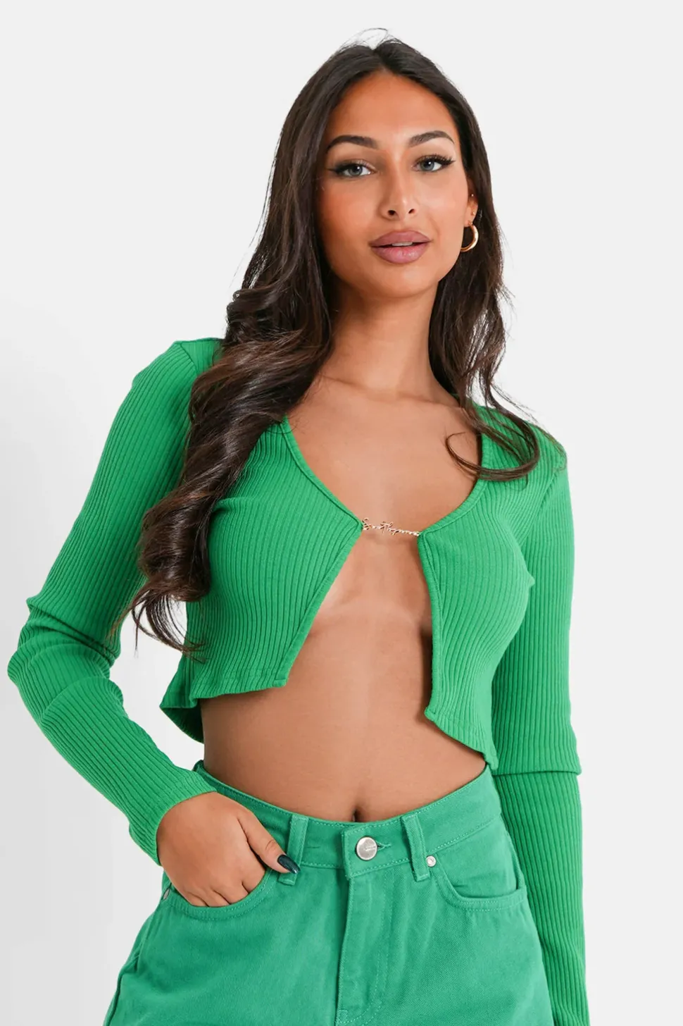 Top Court Ouverture Bijou Devant Vert