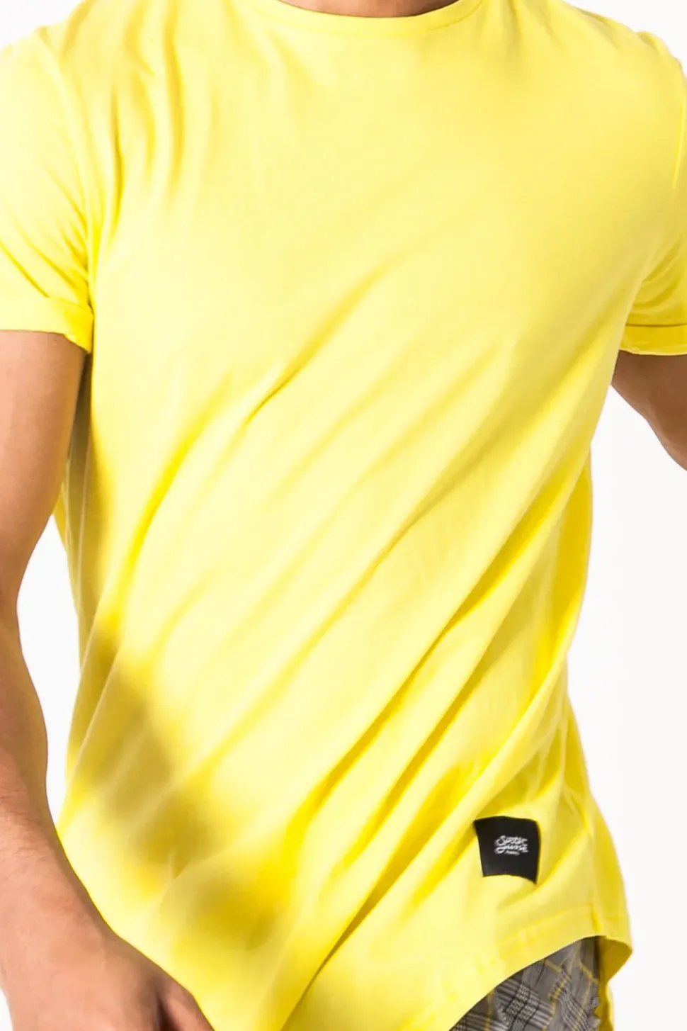 T-Shirt Bas Arrondi Jaune