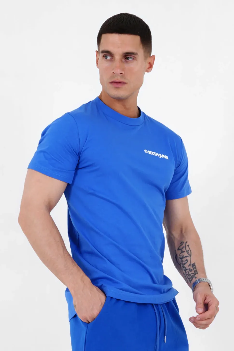 T-Shirt Essential Logo Bleu Fonce