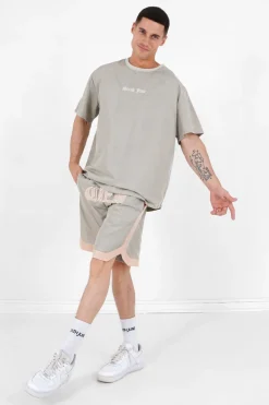 T-Shirt Oversize Gothique Vert Clair