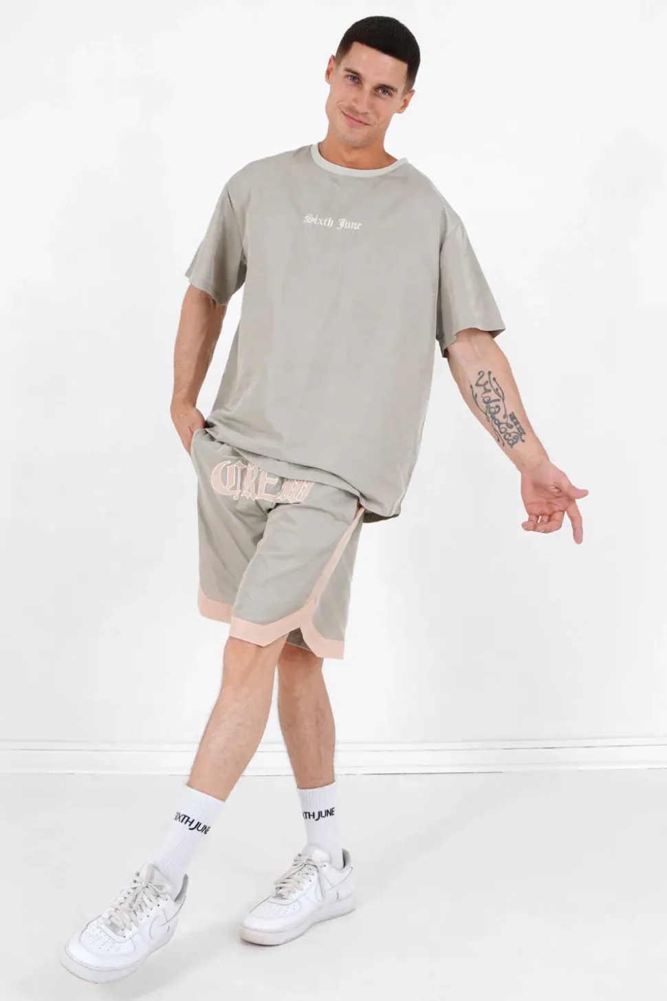 T-Shirt Oversize Gothique Vert Clair
